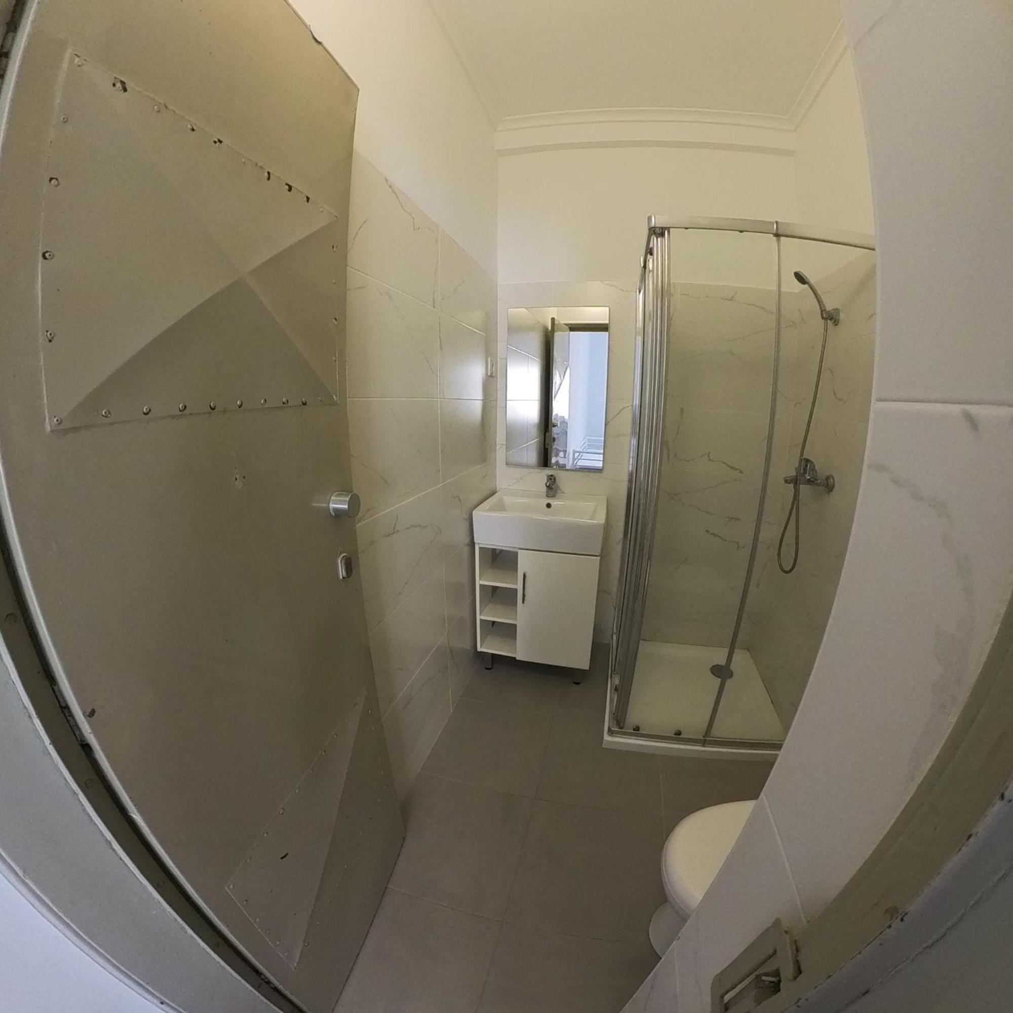 Lisbon Key Hub - Rooms 6-10 Bilik gambar